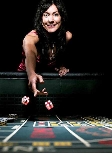 Card dealing mechanics Baccarat card deal and hand values display